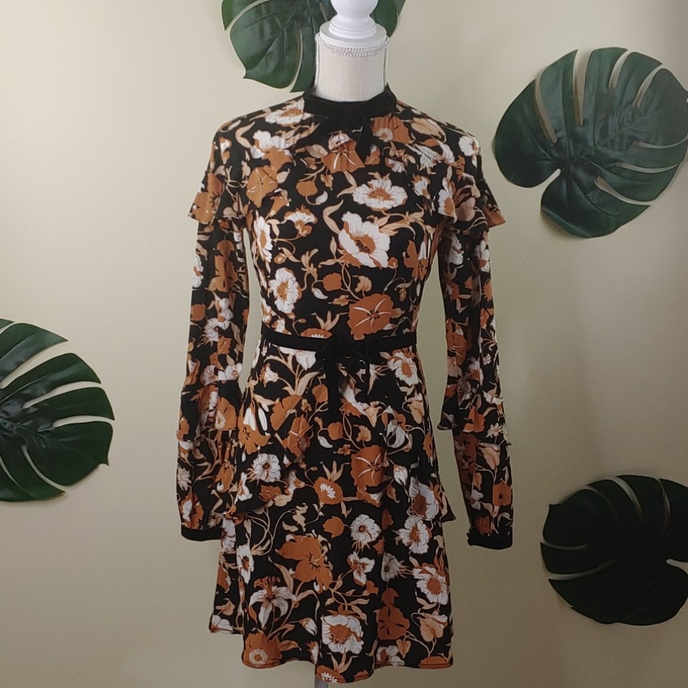 🌿For Love & Lemons🌿 long sleeve floral dress